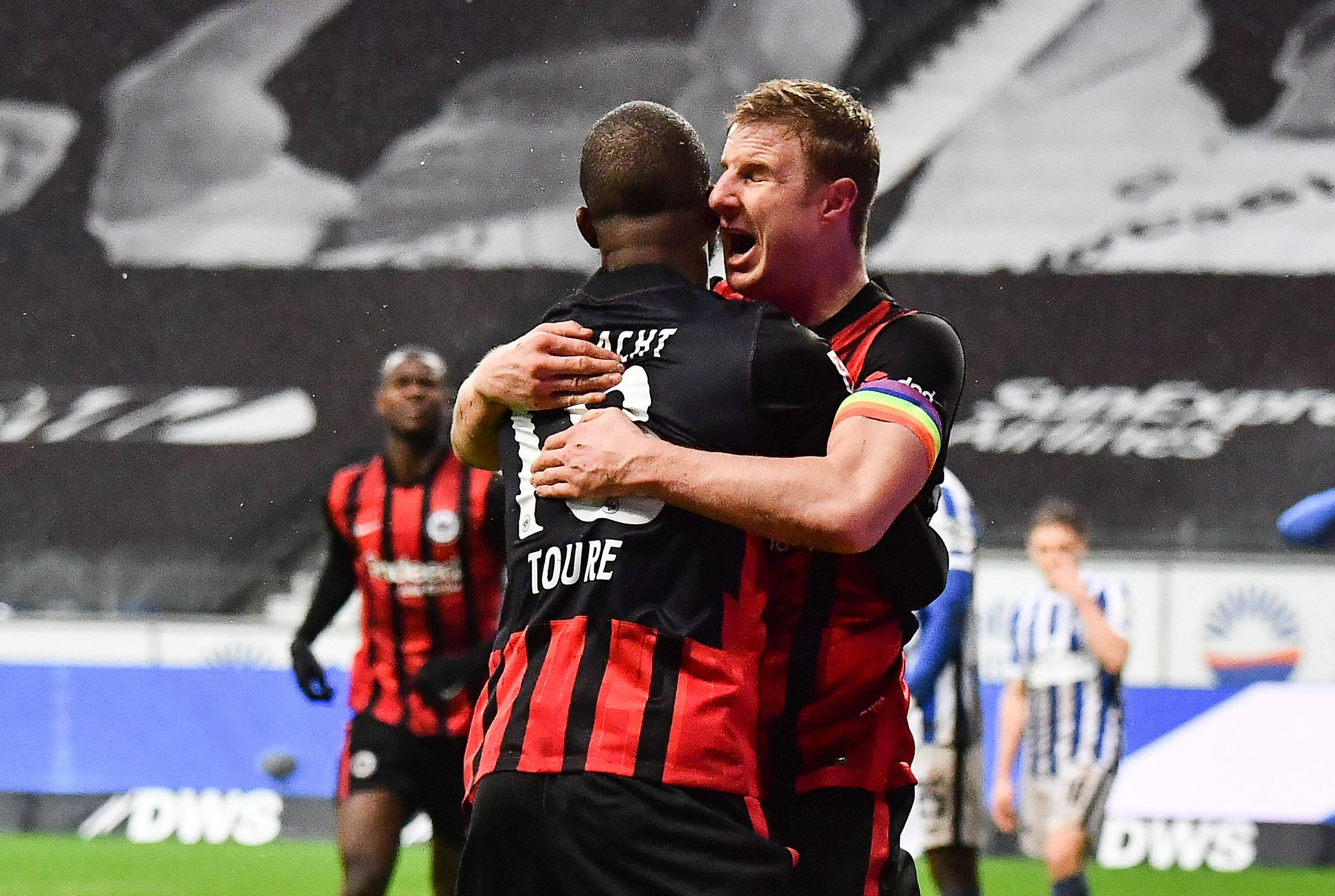 开云体育app下载-包含法兰克福主场击败弗赖堡保持稳定发挥的词条